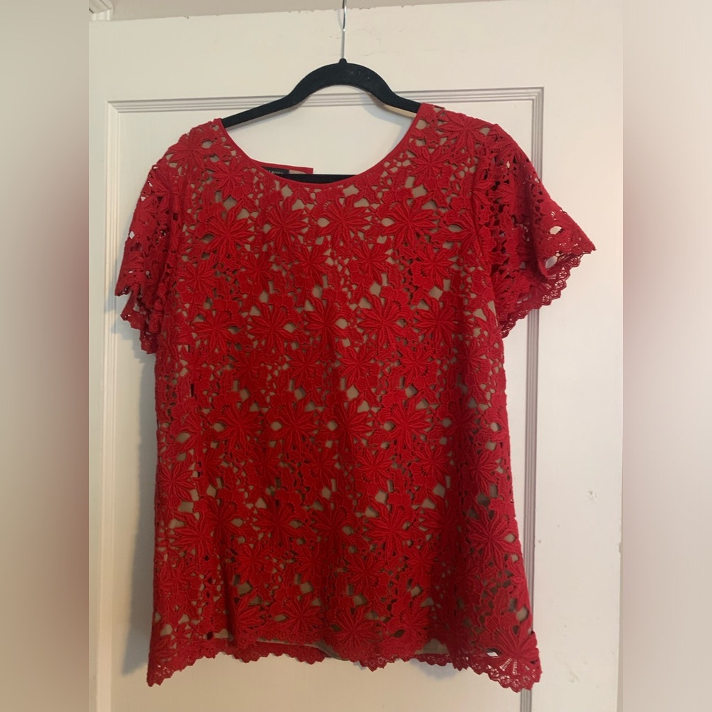 Talbots EUC 16 lace top with neutral lining in short sleeves